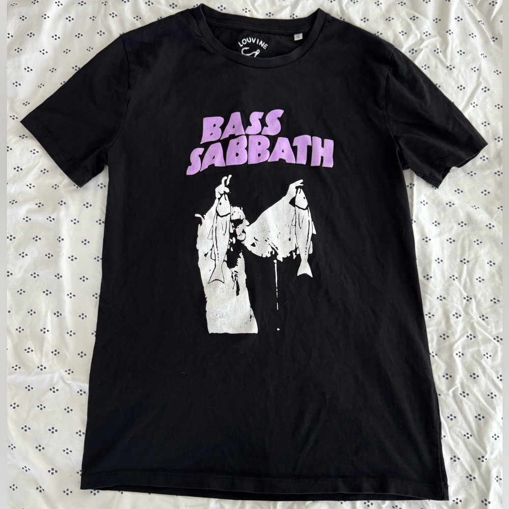 Black Sabbath Bass Fishing T-shirt size medium slim